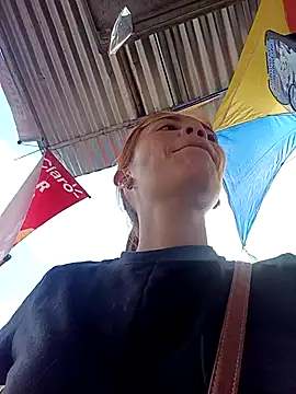 dulcelatin21 online show from 10.01.25