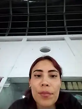 dulcelatin21 online show from 11.12.25