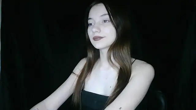 Liza-Kitty online show from 11.14.25