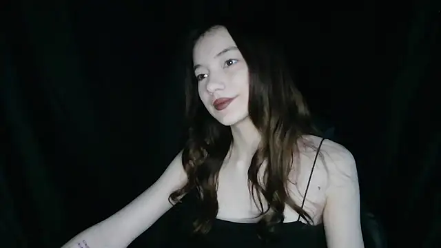 Liza-Kitty online show from 11.16.25