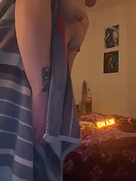 kittykatbean online show from 12.21.25