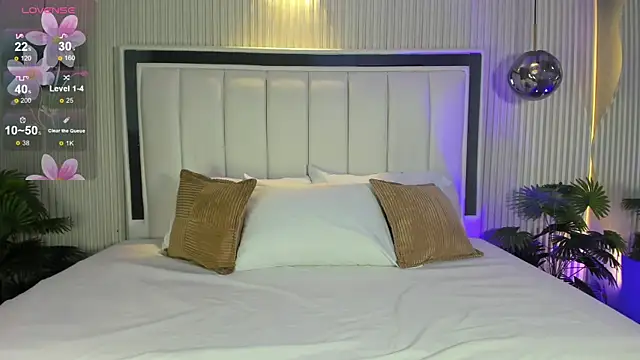 MariathLittle online show from 09.26.25