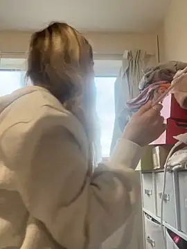 Angelloverxo online show from 12.05.25