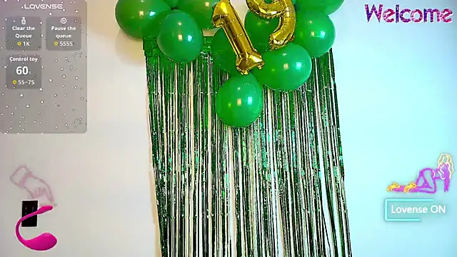 MiniLove 01 online show from 01.08.26