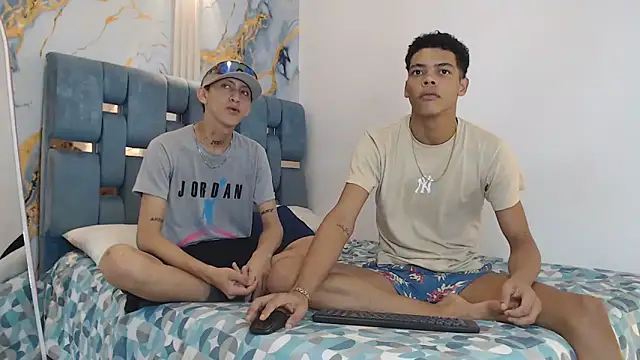 PRETTY FEM online show from 01.06.26