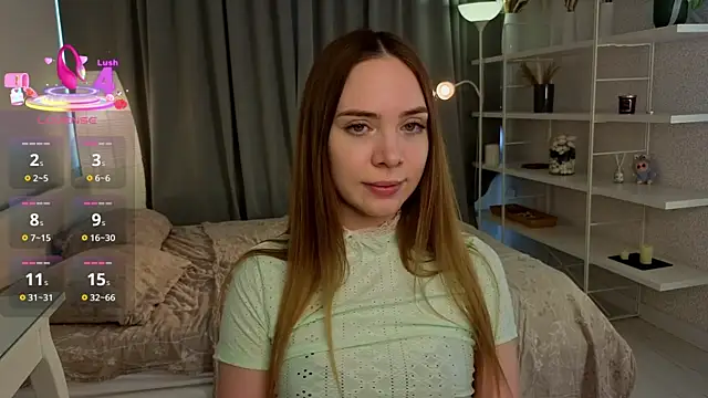 Snapshot of CarollSmithh chatting on 12.20.25 CarollSmithh online show from 12.20.25