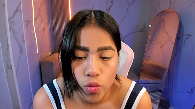 Victoria b  online show from 10.10.25