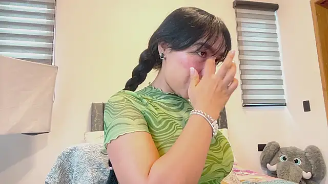 greciadom555 online show from 09.30.25