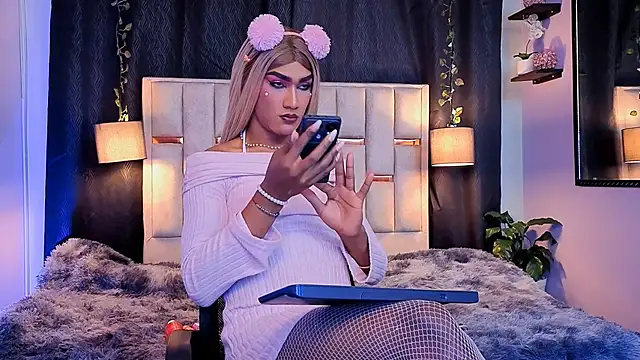 Snapshot of melody-rouss chatting on 09.16.25 melody-rouss online show from 09.16.25