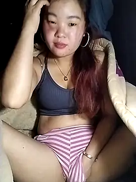 Snapshot of lylylove chatting on 02.19.26 lylylove online show from 02.19.26