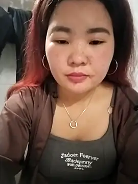 Snapshot of lylylove chatting on 03.19.26 lylylove online show from 03.19.26