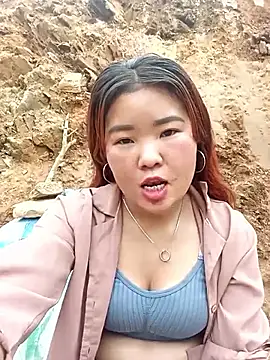 Snapshot of lylylove chatting on 03.25.26 lylylove online show from 03.25.26