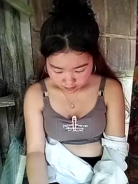 Snapshot of lylylove chatting on 03.28.26 lylylove online show from 03.28.26