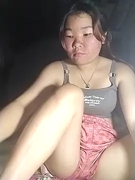 Snapshot of lylylove chatting on 04.08.26 lylylove online show from 04.08.26