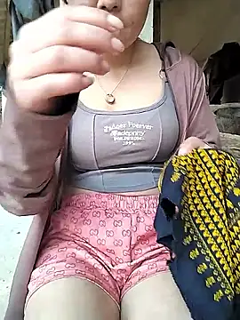 Snapshot of lylylove chatting on 04.09.26 lylylove online show from 04.09.26