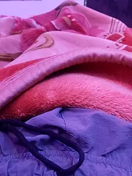 Snapshot of urs_samm chatting on 11.18.25 urs samm online show from 11.18.25