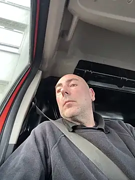 Snapshot of Richmcgee chatting on 03.30.26 Richmcgee online show from 03.30.26