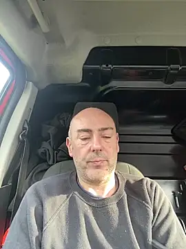 Snapshot of Richmcgee chatting on 04.10.26 Richmcgee online show from 04.10.26