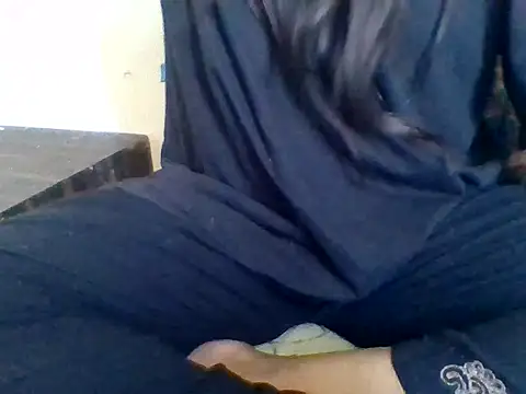 Snapshot of Vaani_Singha chatting on 10.13.25 Vaani Singha online show from 10.13.25