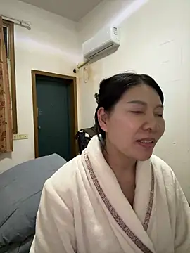 xiiuuff18 online show from 11.30.25