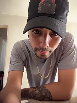 Snapshot of Deymon0777 chatting on 02.26.26 Deymon0777 online show from 02.26.26