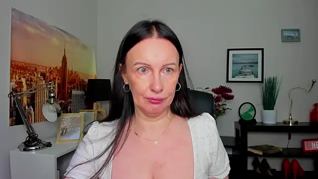 Snapshot of Velvet_Jasmine chatting on 09.12.25 Velvet Jasmine online show from 09.12.25