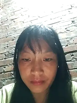 miss-su online show from 10.10.25