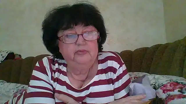 MilaSky5303 online show from 11.18.25