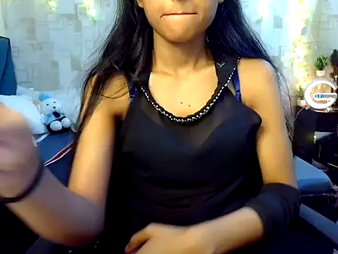 Snapshot of fairy_princess chatting on 09.25.25 fairy princess online show from 09.25.25