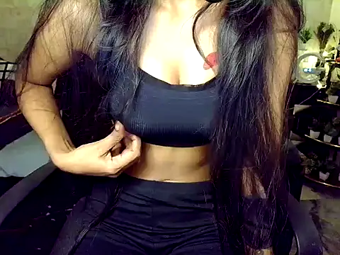 Snapshot of fairy_princess chatting on 10.18.25 fairy princess online show from 10.18.25