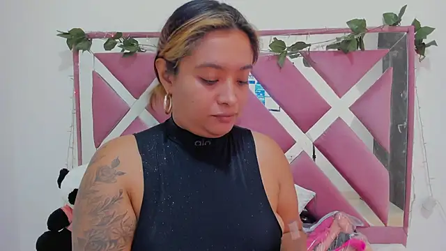 bellalumi online show from 11.25.25