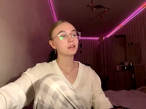 bellameow88 online show from 11.12.25