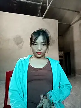 Snapshot of Ananine chatting on 10.17.25 Ananine online show from 10.17.25