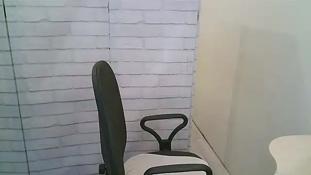 Helen xi  online show from 11.09.25