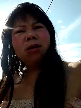 Snapshot of lusy-00 chatting on 02.05.26 lusy-00 online show from 02.05.26