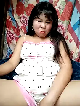 Snapshot of lusy-00 chatting on 03.25.26 lusy-00 online show from 03.25.26