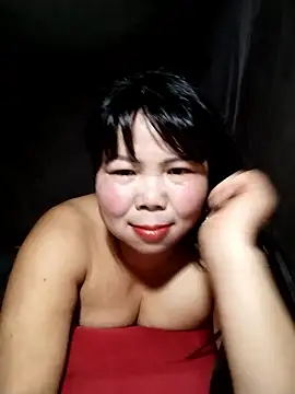 Snapshot of lusy-00 chatting on 05.10.26 lusy-00 online show from 05.10.26
