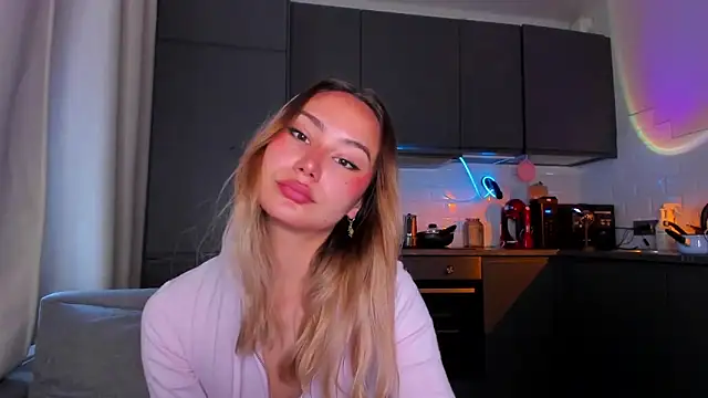 Snapshot of baobei03 chatting on 10.06.25 baobei03 online show from 10.06.25