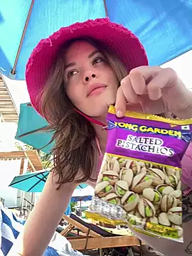 SMELLSEX online show from 02.17.26