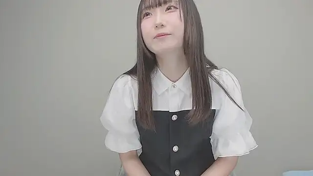 Snapshot of Hanna_xxx_cute chatting on 12.03.25 Hanna xxx cute online show from 12.03.25