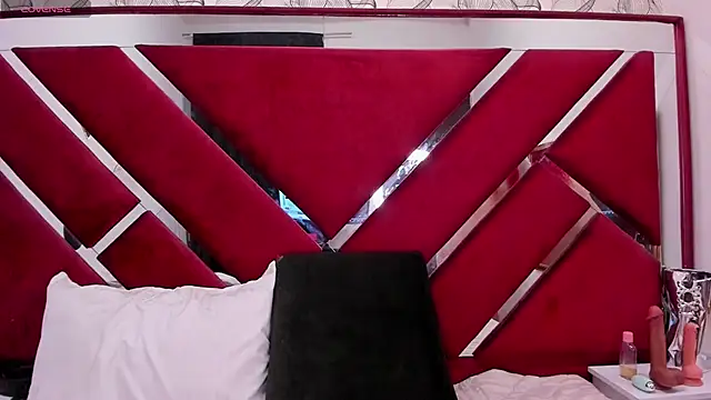 Dafne Fire online show from 10.09.25