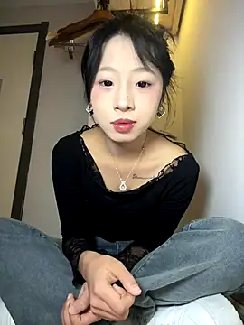 jingjing005 online show from 12.04.25