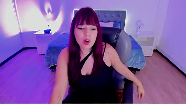 Blair red  online show from 11.23.25