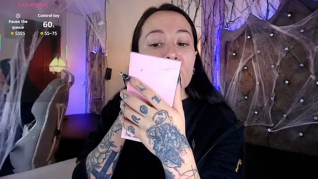 Snapshot of Zami_Escobar_of chatting on 11.05.25 Zami Escobar of online show from 11.05.25