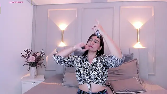 victoria bourne online show from 02.28.26