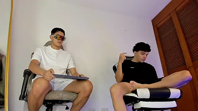 sotooliver3 online show from 02.22.26