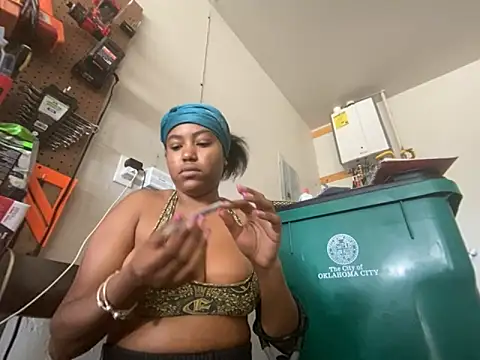 princesslivv online show from 10.23.25