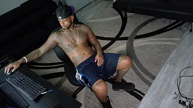 SLANGONDEMHOES online show from 09.11.25