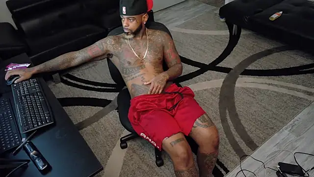 SLANGONDEMHOES online show from 10.17.25