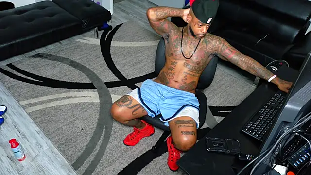 SLANGONDEMHOES online show from 12.19.25